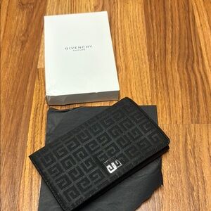 Givenchy set of makeup brushes with case.